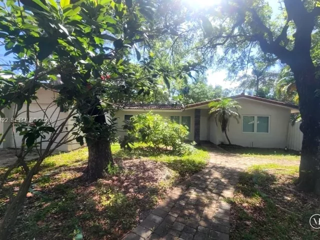 Продажа дома по адресу 141 NE 30th St - фото 7628881
