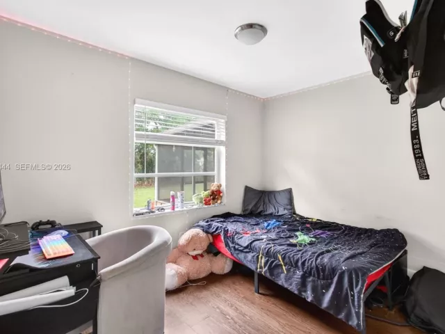 Дом в аренду по адресу 10850 Eureka St 10850 - фото 7619632