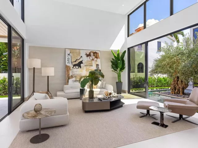 Продажа дома по адресу 1351 Cocoanut Road - фото 8920495