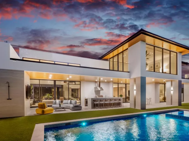 Продажа дома по адресу 1351 Cocoanut Road - фото 8920484