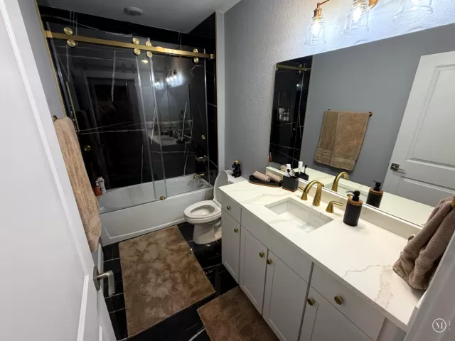 Продажа дома по адресу 178 SE 5th Court SE - фото 8966611