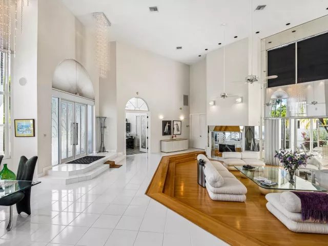 Продажа дома по адресу 7173 Montrico Drive - фото 9034858