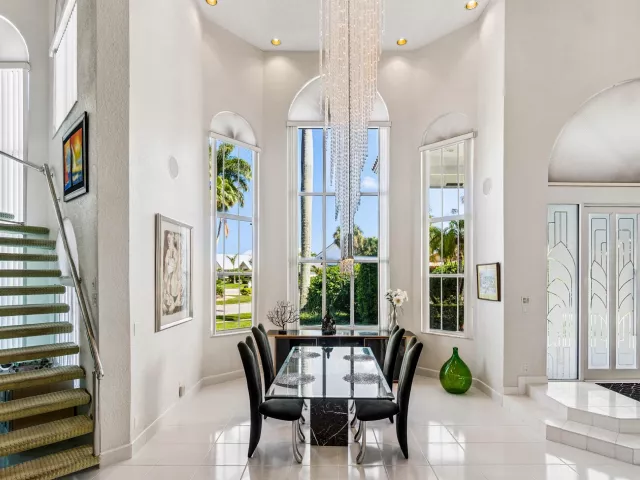 Продажа дома по адресу 7173 Montrico Drive - фото 9034859