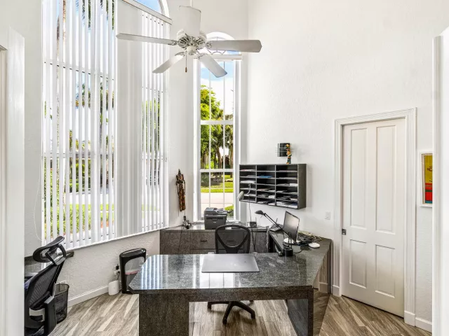 Продажа дома по адресу 7173 Montrico Drive - фото 9034874