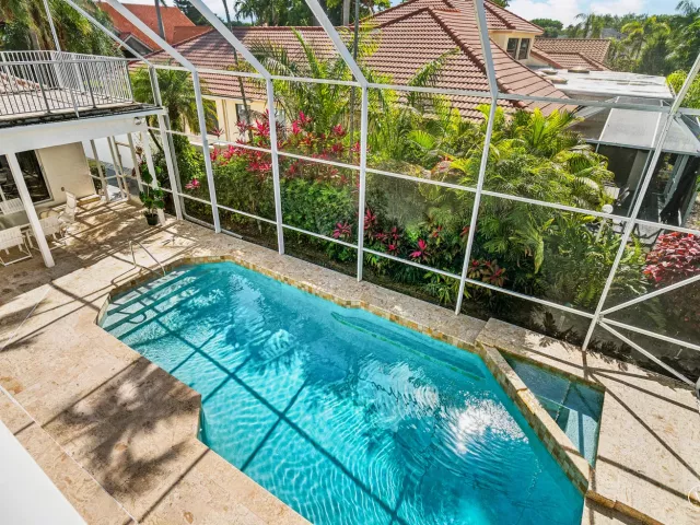 Продажа дома по адресу 7173 Montrico Drive - фото 9034900