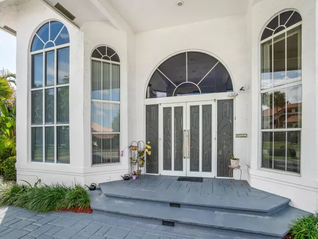 Продажа дома по адресу 7173 Montrico Drive - фото 9034853