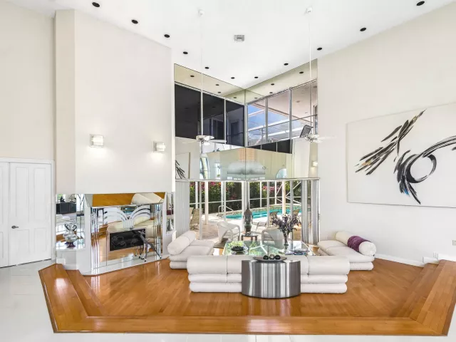 Продажа дома по адресу 7173 Montrico Drive - фото 9034854