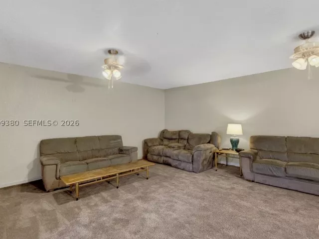 Продажа дома по адресу 16040 SW 283rd St - фото 9123788