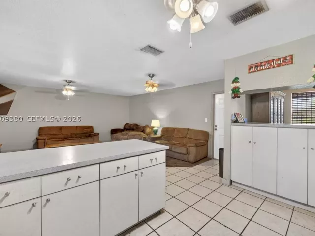 Продажа дома по адресу 16040 SW 283rd St - фото 9123791