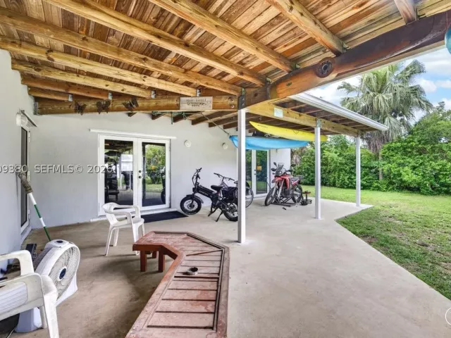 Продажа дома по адресу 16040 SW 283rd St - фото 9123801