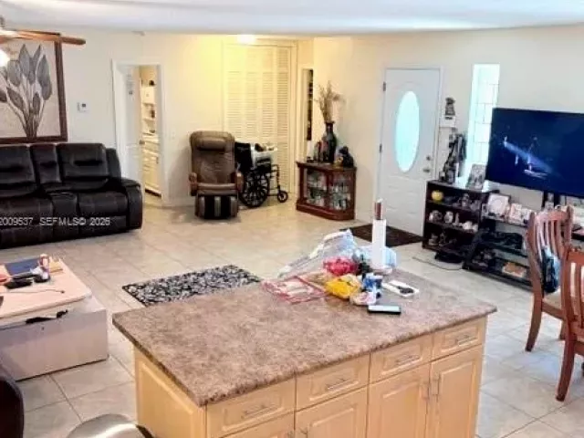 Продажа дома по адресу 1121 NW 86th Ter - фото 7625894