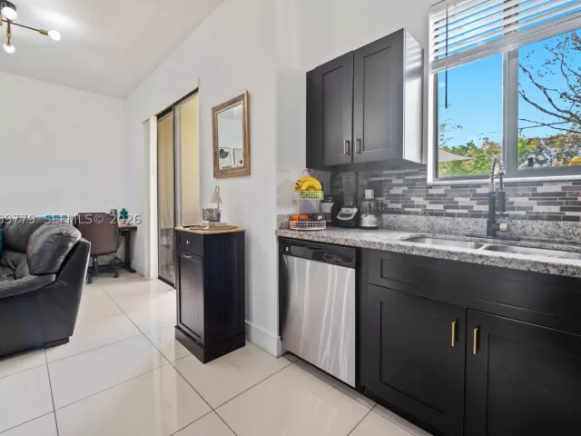 Продажа дома по адресу 12748 SW 131st Ter - фото 8912961