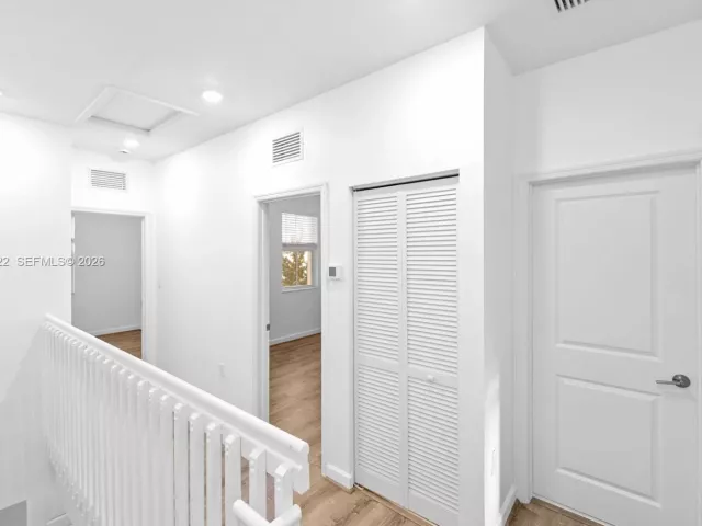 Продажа дома по адресу 12258 NW 24th Pl - фото 7632100