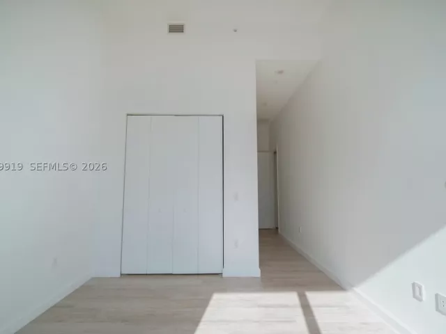 Квартира в аренду номер4906 - фото 9124697