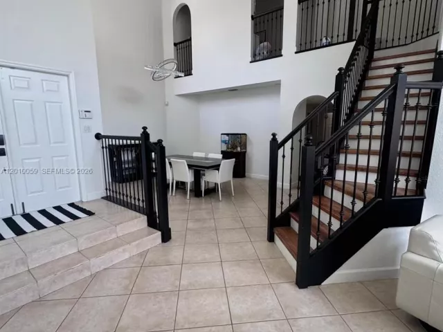 Продажа дома по адресу 10873 NW 71st St - фото 7629082