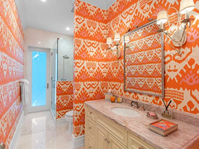 Продажа дома по адресу 2870 NE 24th Place - фото 9056834