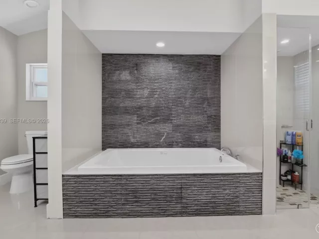 Продажа дома по адресу 3540 N Park Rd - фото 7628047