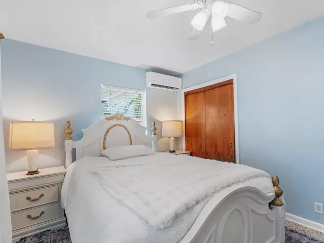 Продажа дома по адресу 418 Kern Street - фото 8888847