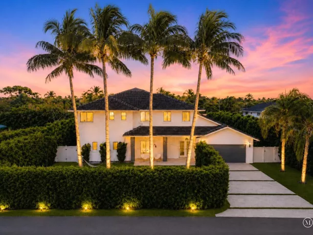 Продажа дома по адресу 1044 NW 6th Drive - фото 8920501