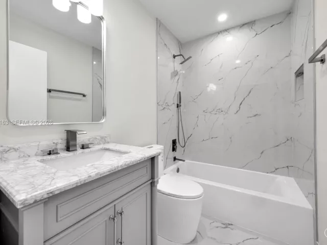 Продажа дома по адресу 8503 SW 83rd St - фото 7635931