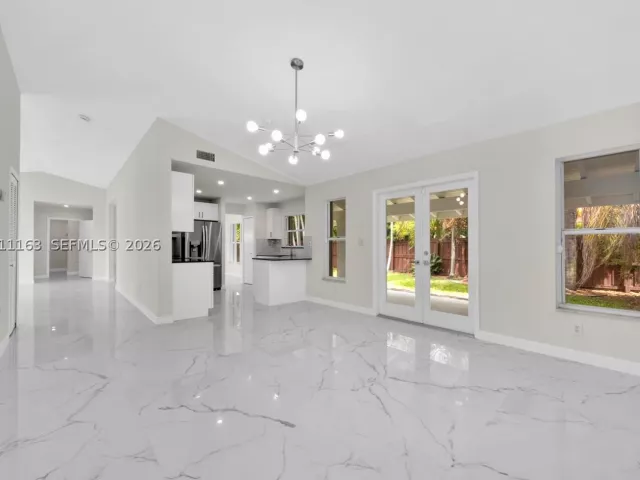 Продажа дома по адресу 8503 SW 83rd St - фото 9373037
