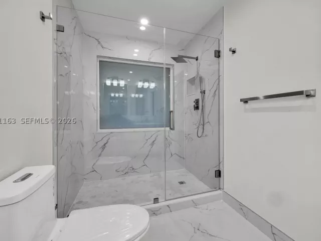 Продажа дома по адресу 8503 SW 83rd St - фото 9373042
