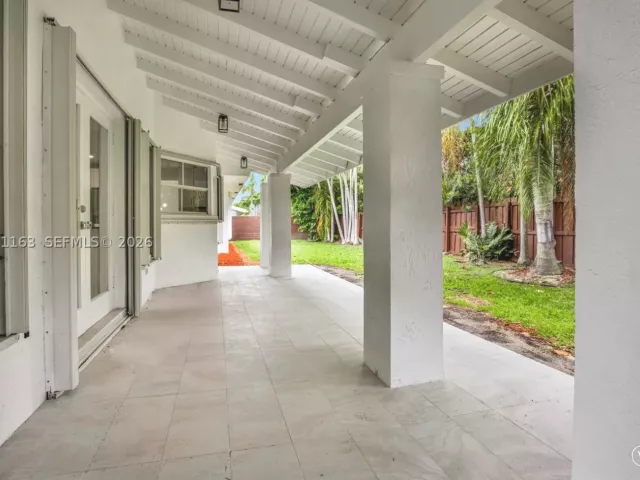 Продажа дома по адресу 8503 SW 83rd St - фото 9373048