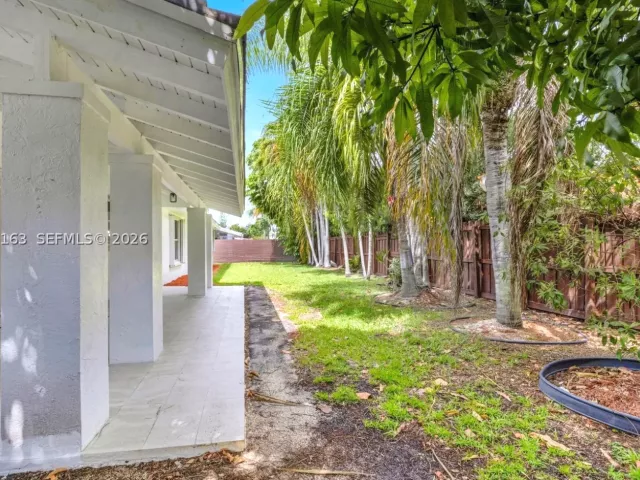 Продажа дома по адресу 8503 SW 83rd St - фото 9373049