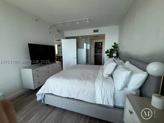 Квартира в аренду номер3408 - фото 9030732