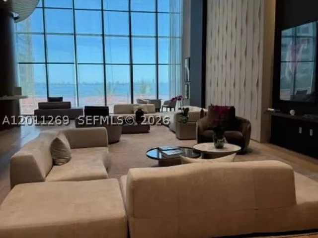 Квартира в аренду номер3408 - фото 9030741