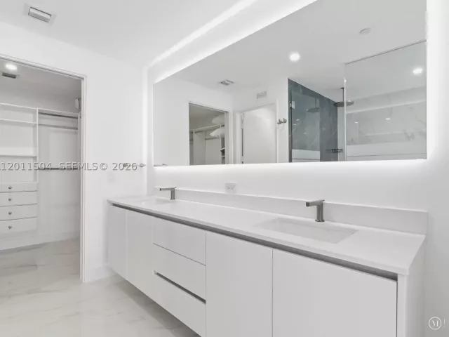 Квартира в аренду номер4606 - фото 9142085
