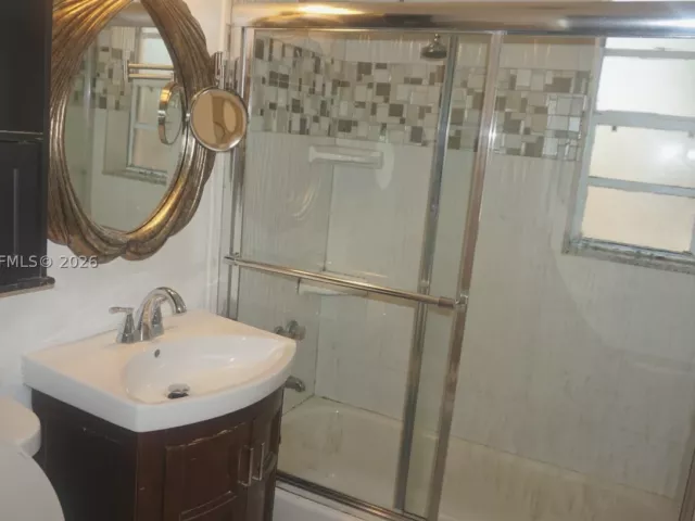 Продажа дома по адресу 335 NW 187th St - фото 9342466