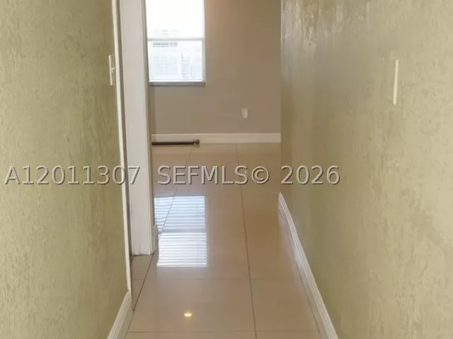 Продажа дома по адресу 335 NW 187th St - фото 9342469