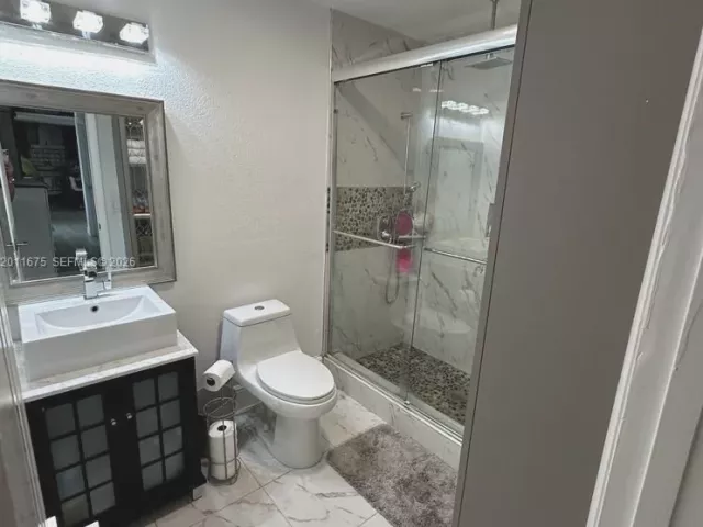Продажа дома по адресу 20420 SW 122nd Pl - фото 7637634