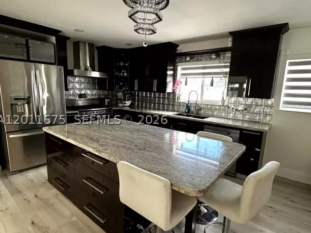 Продажа дома по адресу 20420 SW 122nd Pl - фото 9206179
