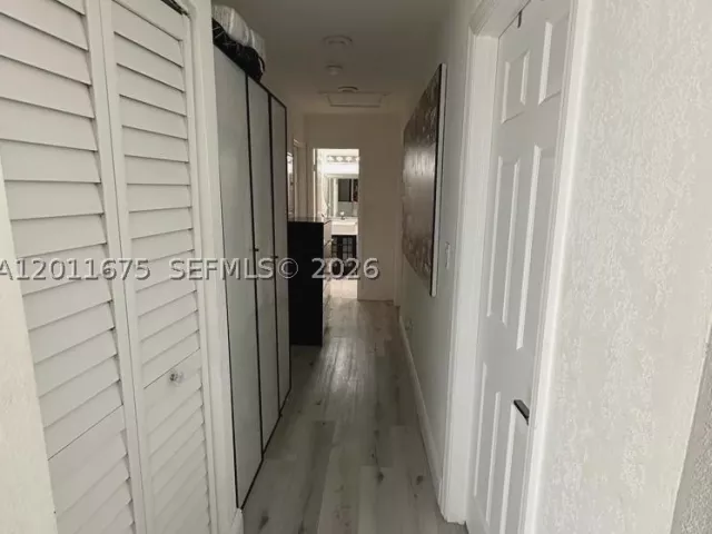 Продажа дома по адресу 20420 SW 122nd Pl - фото 9206183