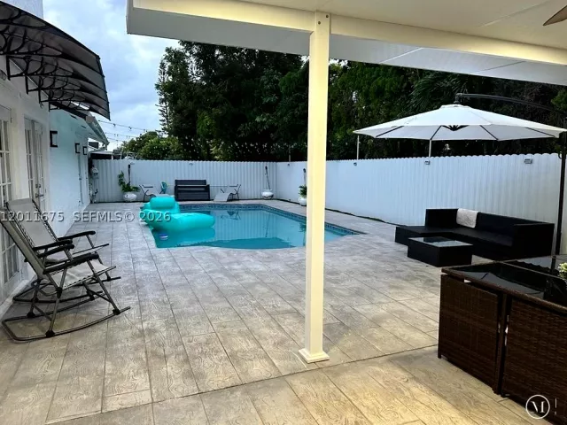Продажа дома по адресу 20420 SW 122nd Pl - фото 9206201