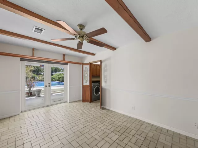 Продажа дома по адресу 1720 SW 10th Street - фото 8028432