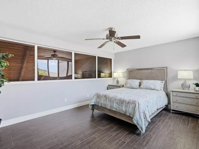 Продажа дома по адресу 12300 NW 11th Court - фото 9209096