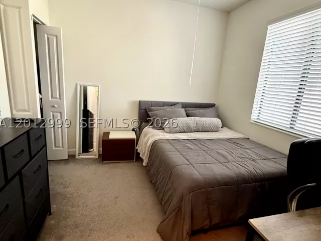 Продажа дома по адресу 788 NE 208 Lane - фото 8983084