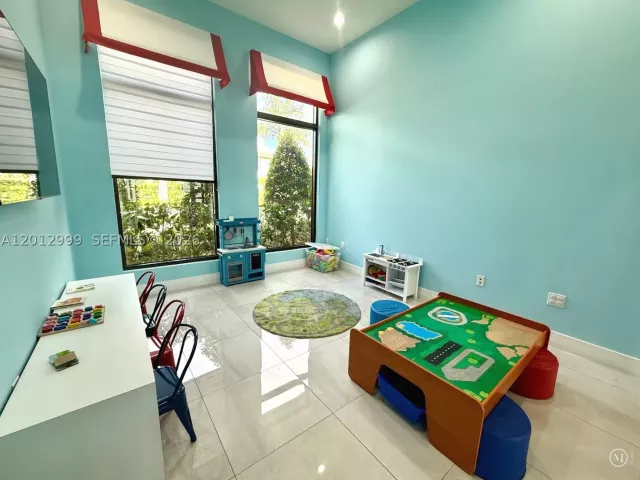 Продажа дома по адресу 788 NE 208 Lane - фото 8983106