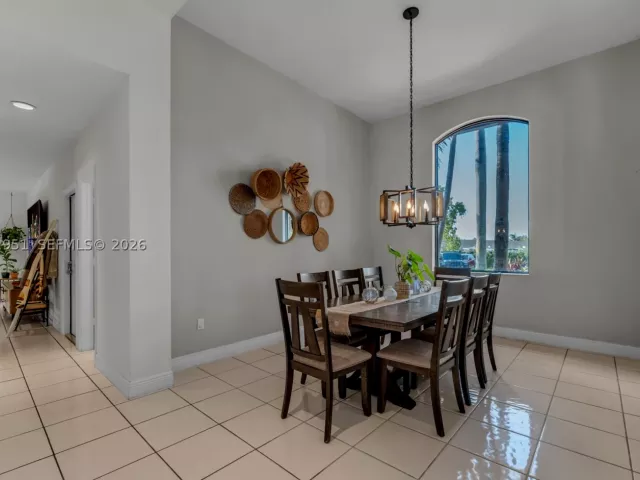 Продажа дома по адресу 12019 SW 77th Ter - фото 9304142