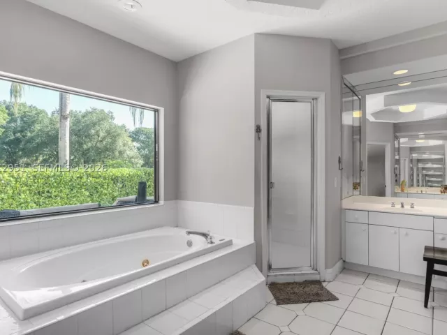 Продажа дома по адресу 12019 SW 77th Ter - фото 9304158