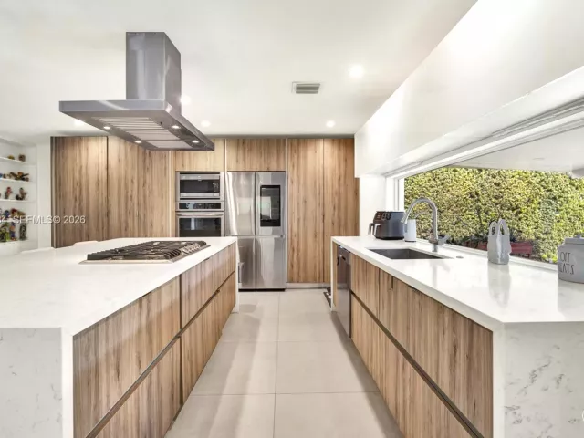 Продажа дома по адресу 21015 NE 19th Ct - фото 7642365