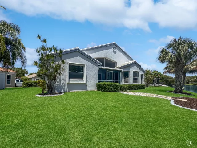 Продажа дома по адресу 180 NW 47th Avenue - фото 9358523