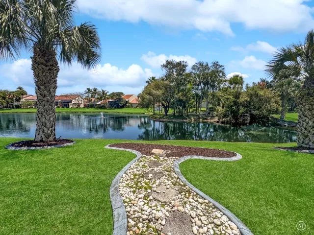 Продажа дома по адресу 180 NW 47th Avenue - фото 9358525