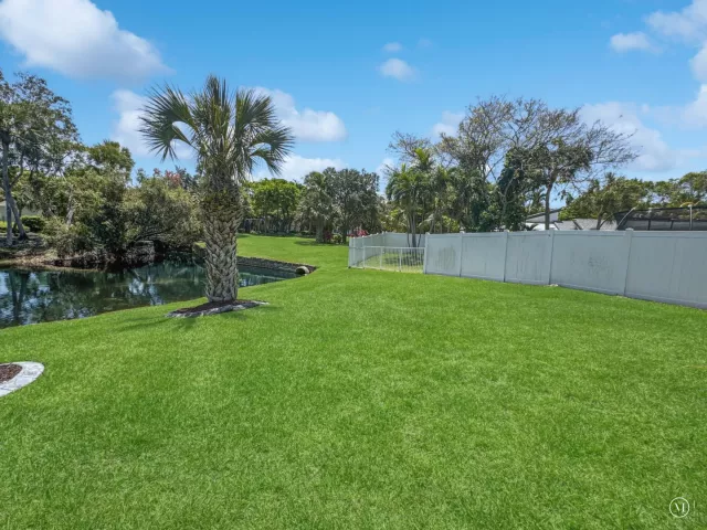 Продажа дома по адресу 180 NW 47th Avenue - фото 9358527