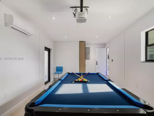 Продажа дома по адресу 2406 Gulfstream Ln - фото 7644084
