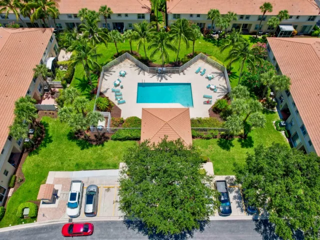 Продажа дома по адресу 1084 Aspri Way - фото 9270535