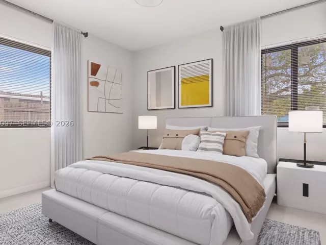Продажа дома по адресу 1910 NW 134th St - фото 8916695